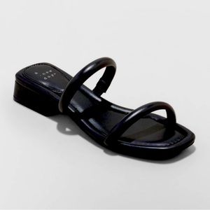 Women's Annie Slide Sandals - A
New Day™M Black 7.5
